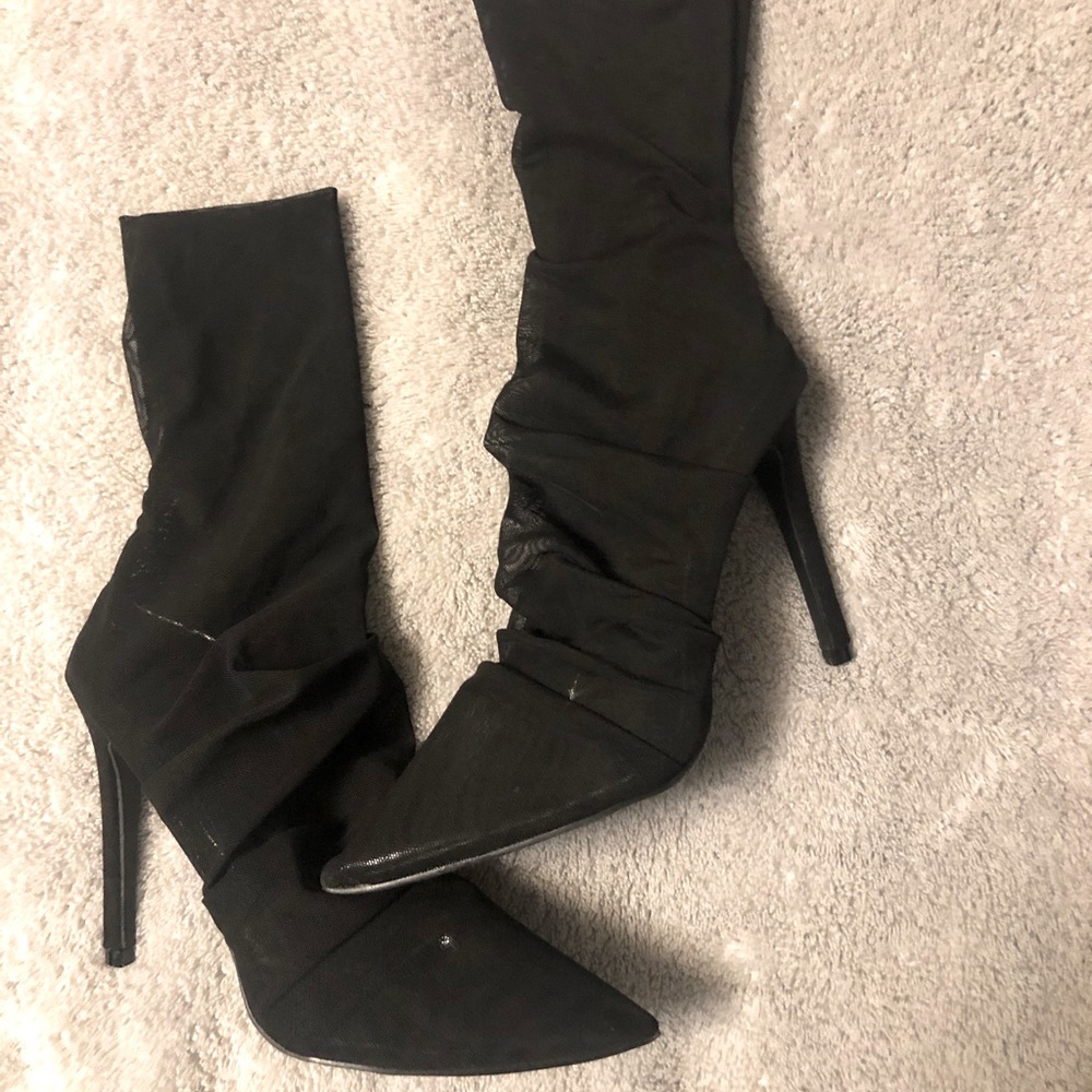 Sheer black ankle boots short, Brand new